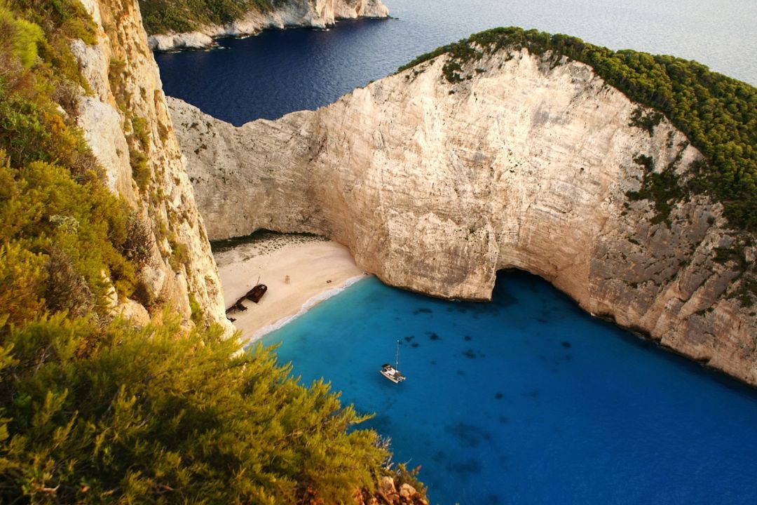 Navagio Plajı Manzarası